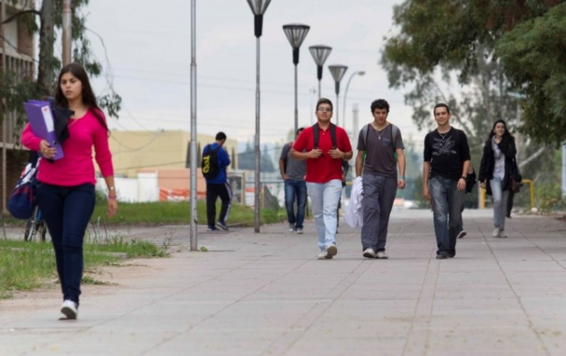 imagen CONVOCATORIA ABIERTA PARA EL PROGRAMA DE INTERCAMBIO INTERNACIONAL PARA ESTUDIANTES UNCUYO