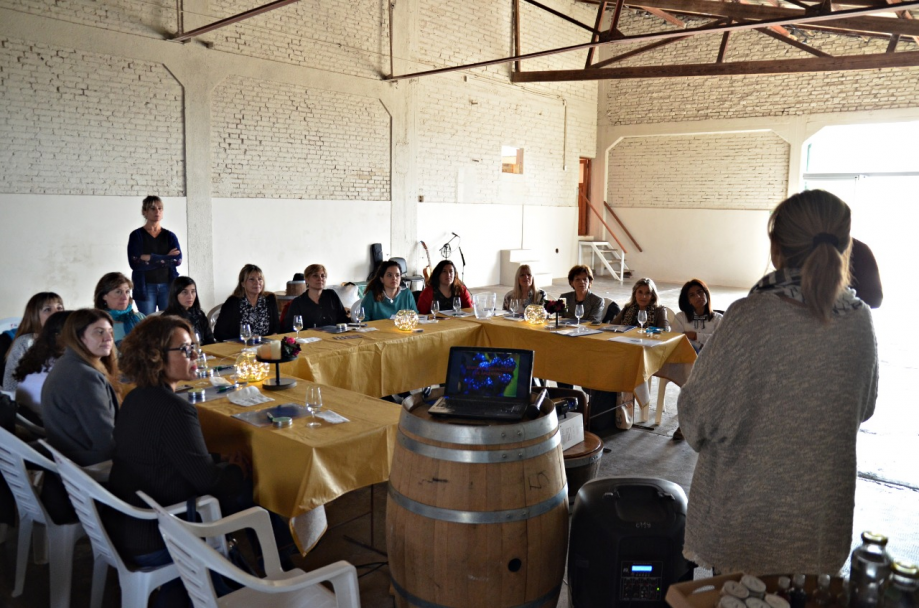 imagen Curso - taller  de cata y maridaje de vinos