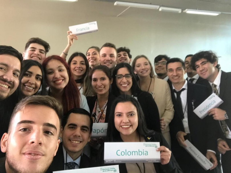imagen Jóvenes latinoamericanos simulan Modelo de Naciones Unidas