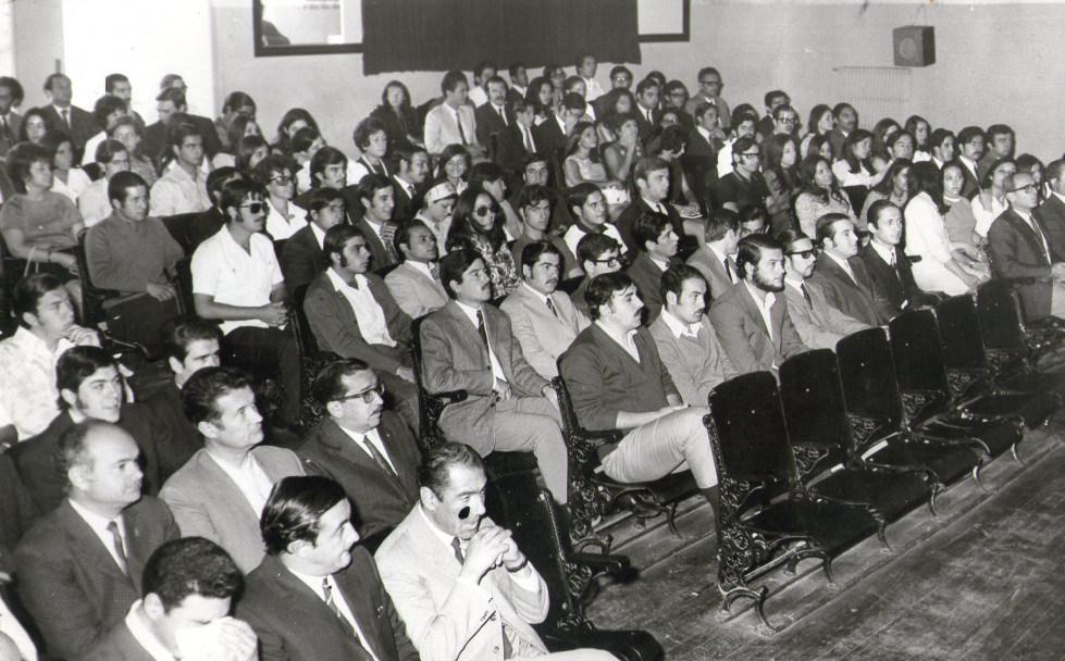 imagen Egresados 1968-1980