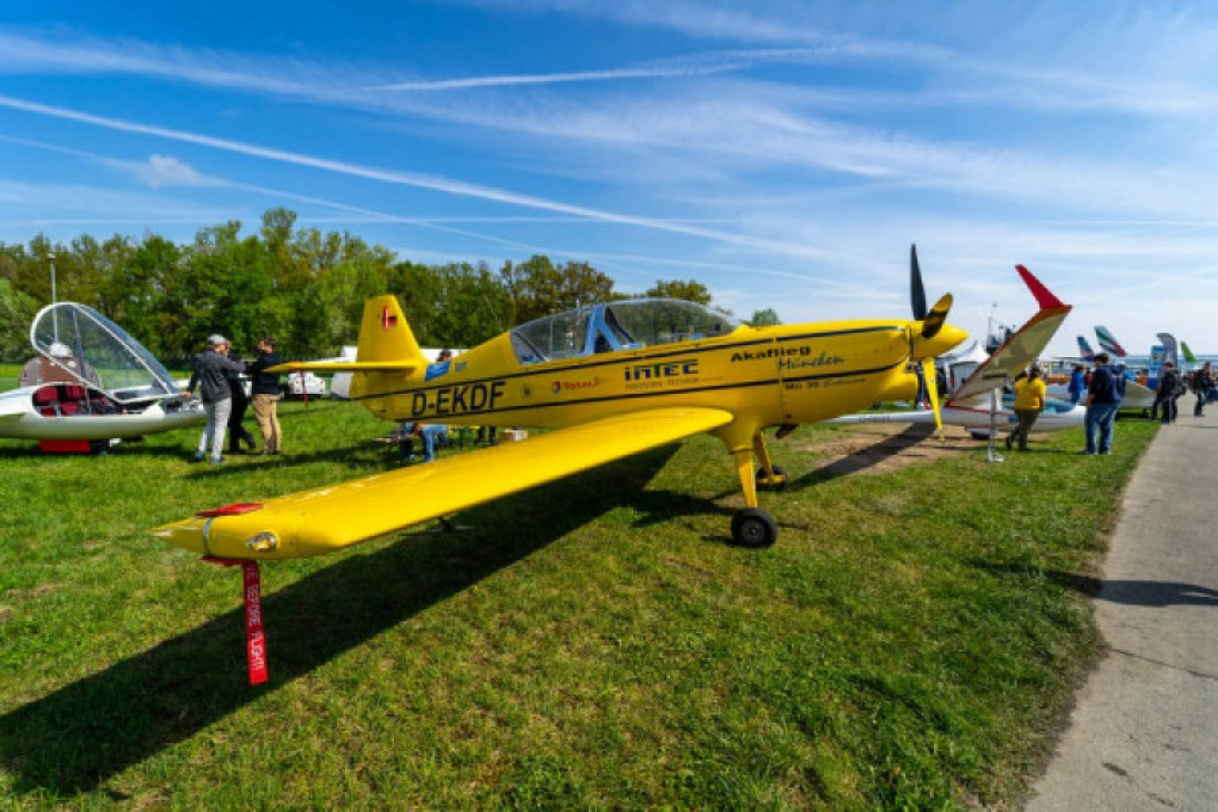 imagen Estudiantes construirán una aeronave