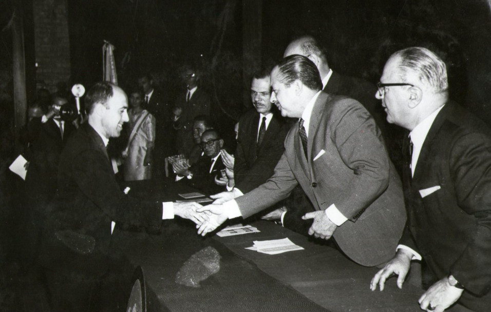 imagen Egresados 1968-1980