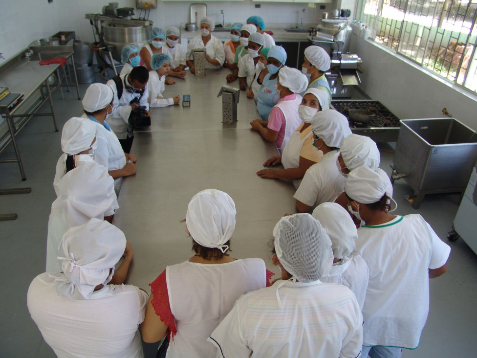 imagen Curso de Envases para Alimentos en la Facultad de Ciencia Agrarias