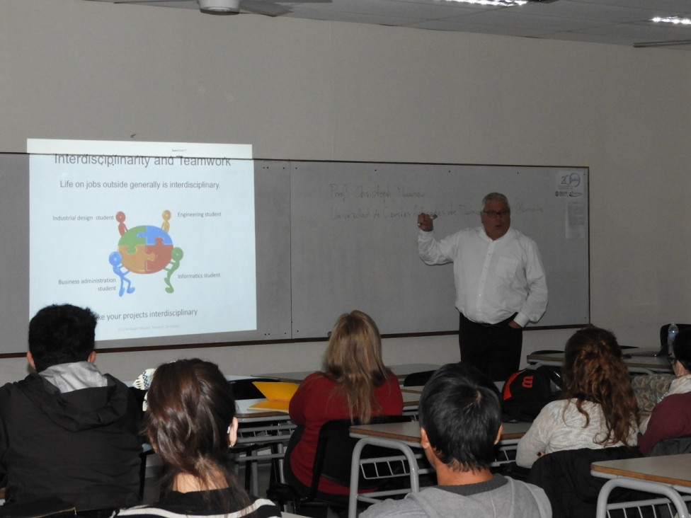 imagen Se realizó una charla sobre aprendizaje y motivación en la FCAI