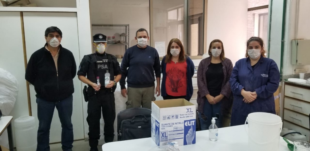 imagen Se entregó alcohol en gel a las fuerzas de seguridad del sur de la provincia de Mendoza