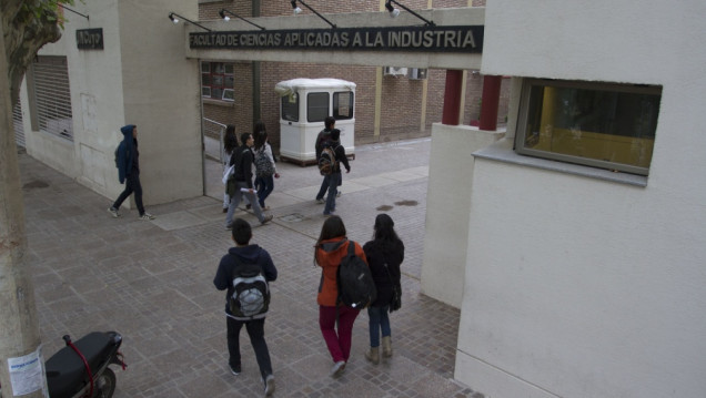 imagen La Universidad Nacional de Cuyo reafirma su compromiso con la sociedad y con la educación pública