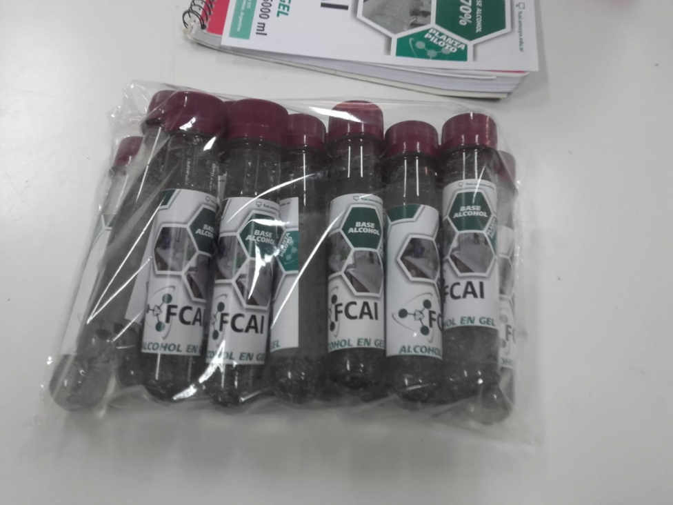 imagen Se entregó alcohol en gel a las fuerzas de seguridad del sur de la provincia de Mendoza