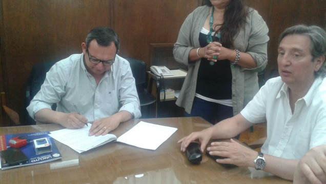 imagen Se firmó un acuerdo específico  para la implementación del  Programa de alfabetización "Yo Sí Puedo"