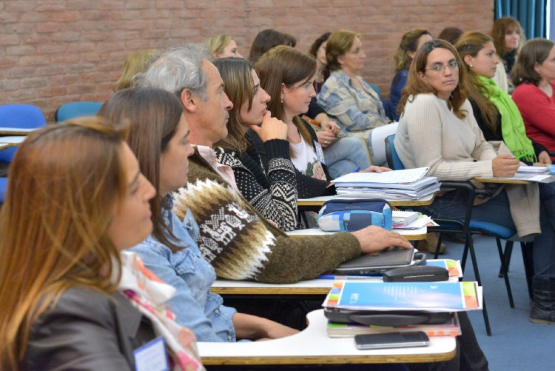 imagen Reunión en la FCAI por la Convocatoria de Movilidad docente 2016-2017